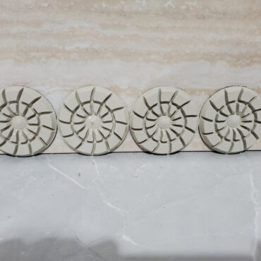 Lot #77 DP Snow Pro 3500 Grit NEW