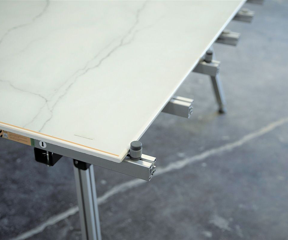 Slim Slab Table HD